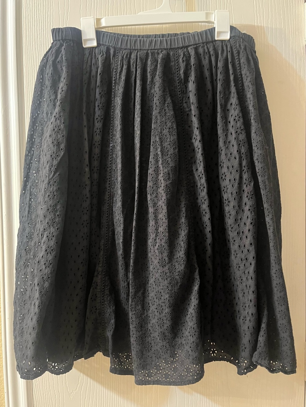 🛍️Sundance Large Black Eyelet A-Line Skirt